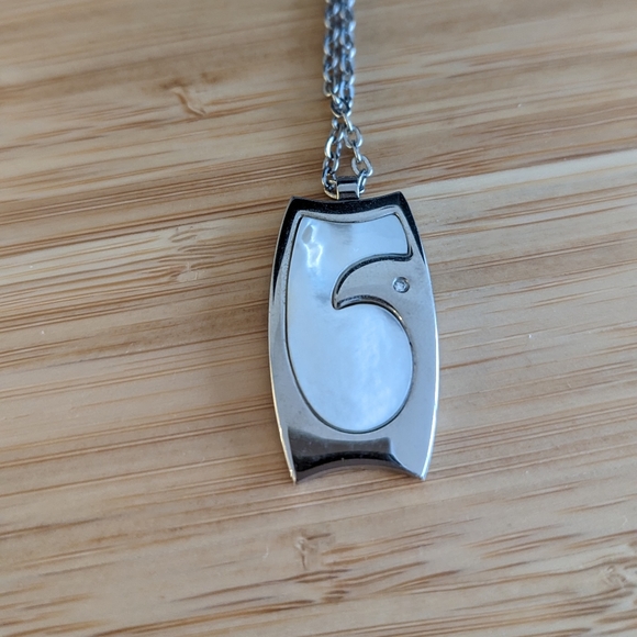 Beautiful Pearl Necklace - Picture 7 of 7